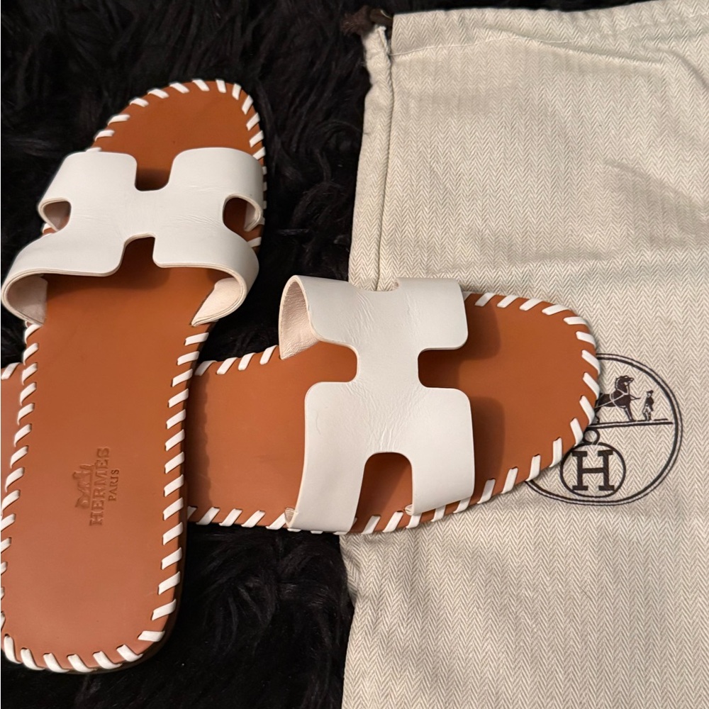 Hermès Oran leather sandal